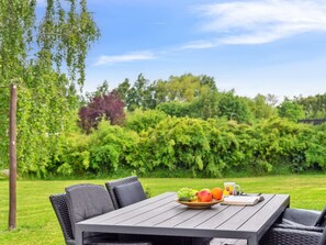 Outdoor dining - "Cita" - 350m from the sea by Interhome (Store Fuglede)