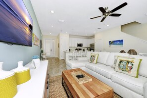 Smart TV - Flip Flops & Fairytales Waterfront with Margaritaville Resort & Island H2O &. (Kissimmee)