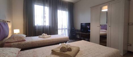 3 chambres, accès Internet, draps fournis