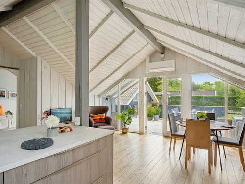 "Fenna" - 30km from the sea by Interhome