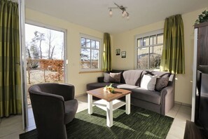 Smart-tv, dvd-afspiller, stereoanlæg