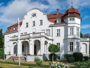 Außenseite Ferienhaus [Sommer]