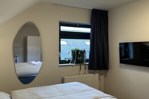 2 chambres, fer et planche Ă repasser, lit parapluie, Wi-Fi gratuit
