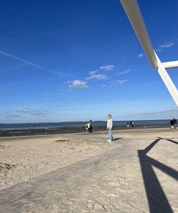 Una spiaggia nelle vicinanze