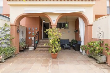 Exterior casa de vacaciones [verano]