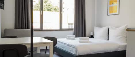 Apartamento standard | 1 quarto, espaço de trabalho para notebook, Wi-Fi de cortesia