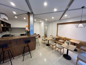 Interior - Urban Slumber Hostel (Hanoi)