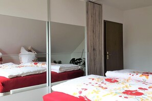 2 chambres, fer et planche à repasser, Wi-Fi gratuit