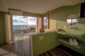 Luxury Room, Balcony, Ocean View | Beach/ocean view - Rē Precision Health Retreat (Sayulita)