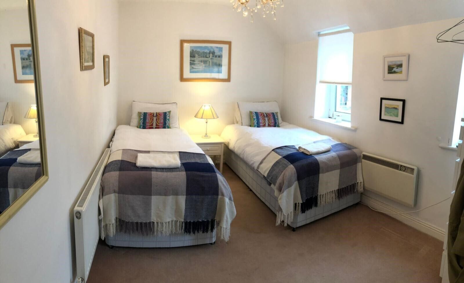 2 bedrooms, internet, bed sheets