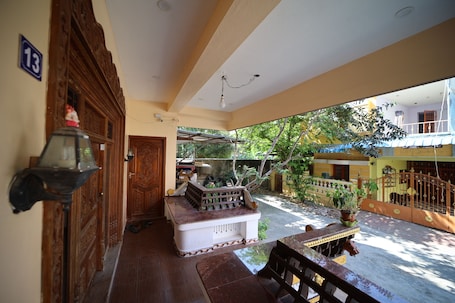 Property entrance. LE PONDY HOMESTAY