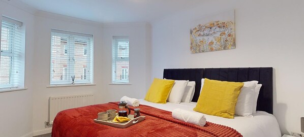 Apartment | 2 bedrooms, free WiFi, bed sheets - Romford Retreat - Modern 2BR Apartment (Romford)