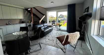 3 bedroom accommodation in Julianadorp aan Zee