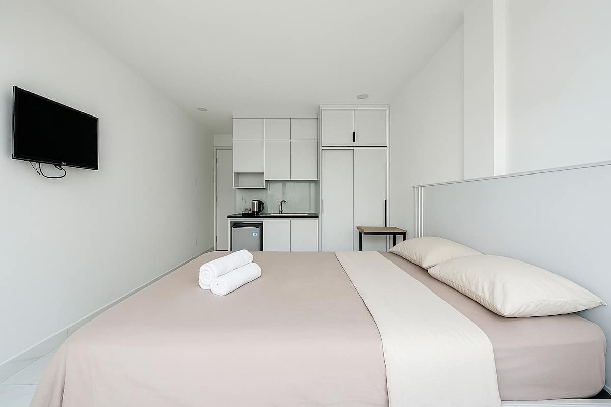 Studio Deluxe, bồn tắm | Bàn, truy cập Internet không dây miễn phí 