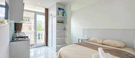 Studio – superior, balkong | Skrivebord og wi-fi (inkludert)