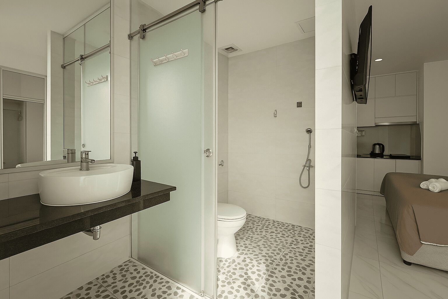 舒適開放式客房 | 浴室 | 雨淋花灑、風筒、拖鞋、提供毛巾