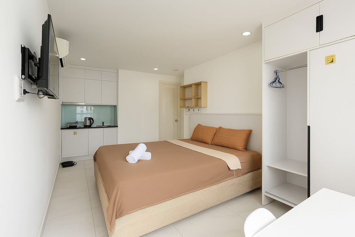 Studio tiện nghi đơn giản | Bàn, truy cập Internet không dây miễn phí 