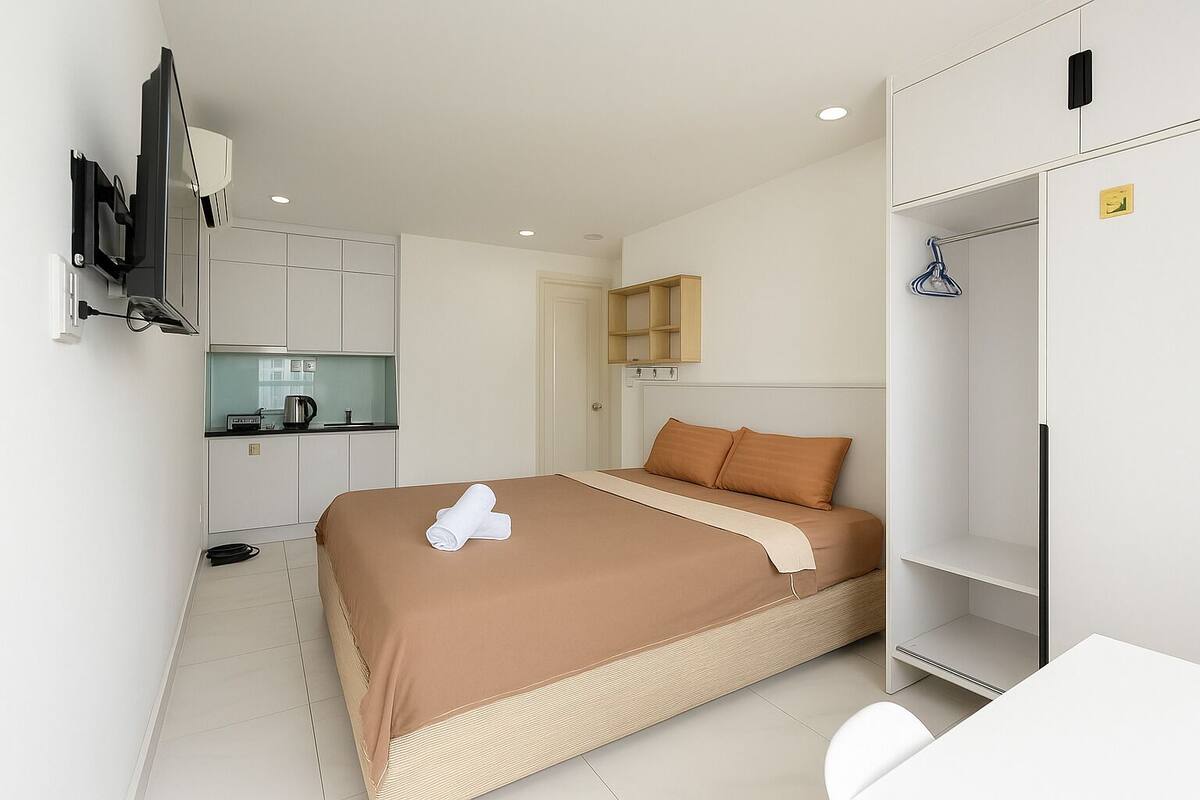 Comfort Studio | Desk, free WiFi