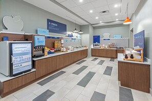 Free breakfast - Holiday Inn Express & Suites Senatobia I 55 by IHG (Senatobia)