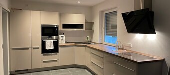 Frisch Sanierte Ferienwohnung für bis zu 4 Pers. in Ruhiger und Zentraler Lage