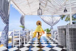 Restaurant - Orient Beach Hotel (Bwejuu)
