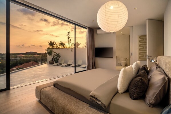 Villa de lujo, balcón, vista al océano | 4 habitaciones y ropa de cama de alta calidad 