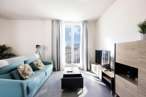 Televisión de pantalla plana