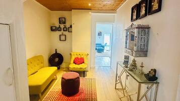 Smart TV, music library