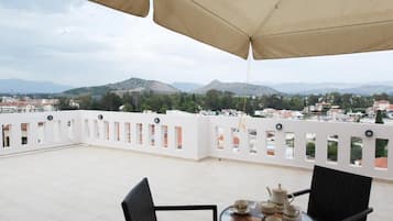 Suite | 1 bedroom, soundproofing, iron/ironing board, free WiFi