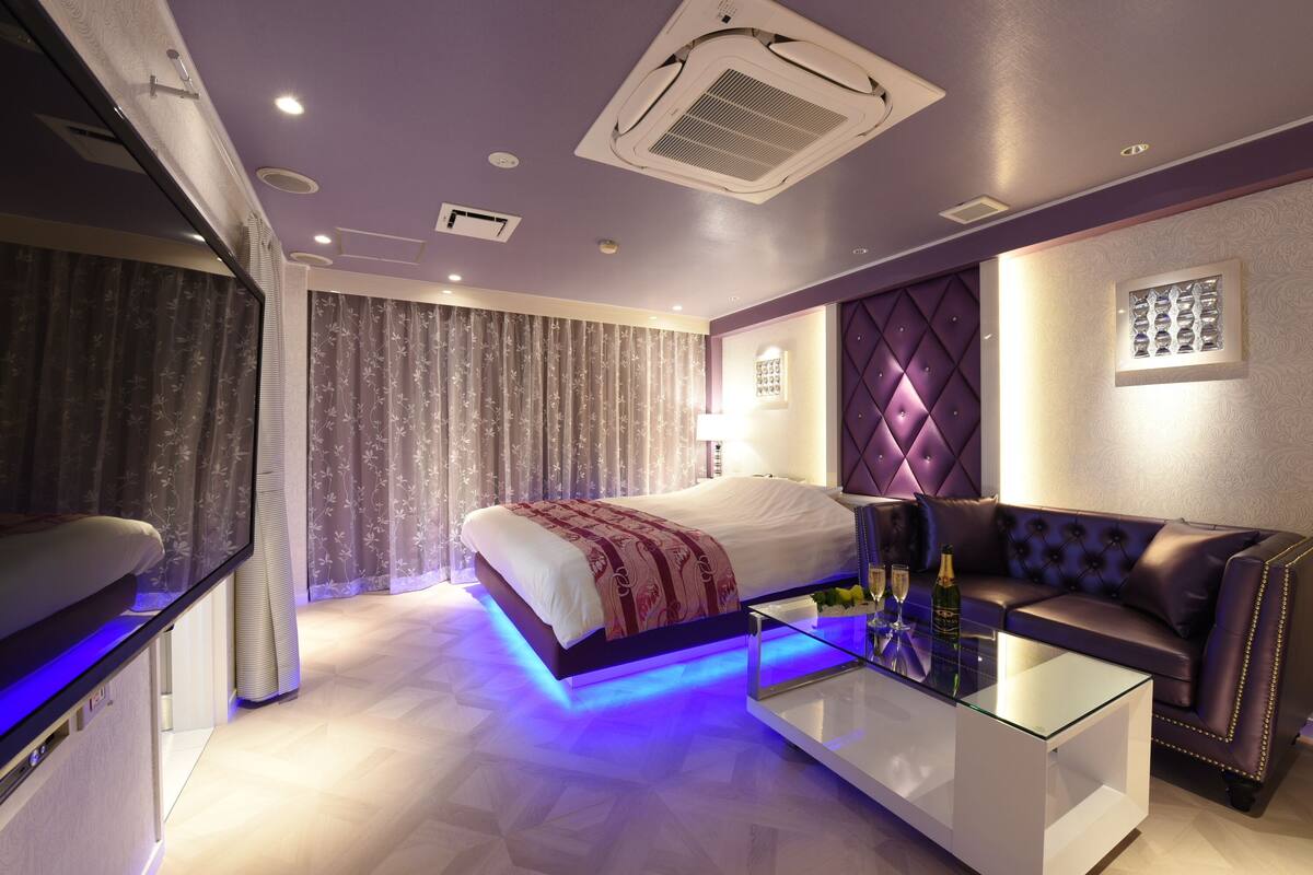 Economy Double Room | WiFi (free)