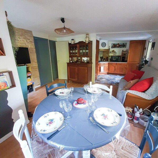 تناول الطعام