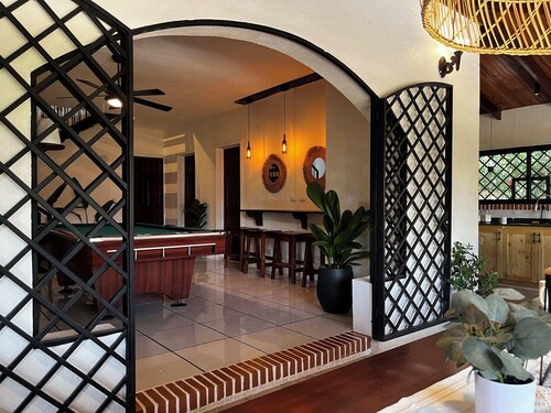 5 min to Beach ~ Private Pool ~ European style!