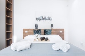1 habitación, tabla de planchar con plancha, wifi y ropa de cama 