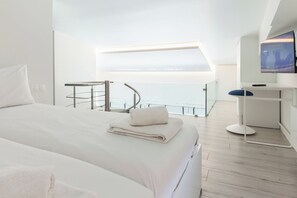 Luxury Apartment | 2 bedrooms, iron/ironing board, free WiFi - Marousi 2 Bd Luxury Living w Shared Pool (Marousi)