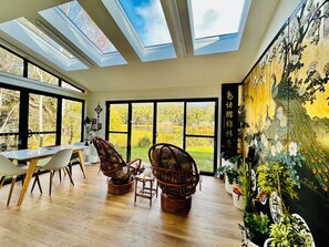 Interior - Quamby Bluff Lake House with Private Lake, Kayaking, Mountain, Wedding,Deloraine (Golden Valley)