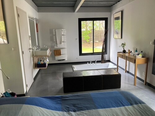 Maison D'architecte en Communion Avec la Nature, à 5 Minutes des Plages