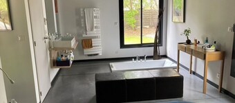 Maison D'architecte en Communion Avec la Nature, à 5 Minutes des Plages