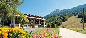 Studio 3 Pers at the Foot of the Slopes in St Léger les Mélèzes with Parking