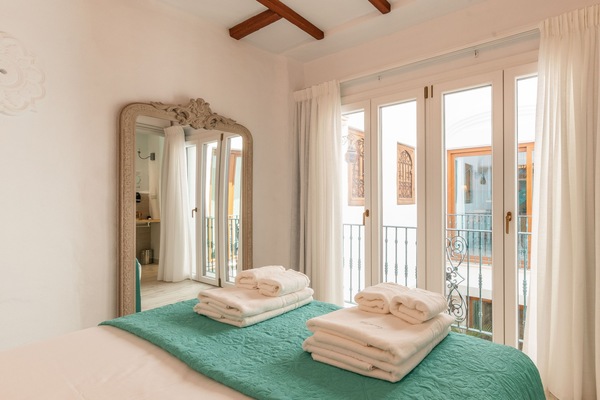 Luxury Apartment, Terrace | 1 bedroom, in-room safe, blackout drapes, soundproofing