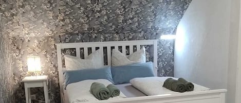 3 chambres, Wi-Fi gratuit, draps fournis