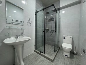 Soundproofing, iron/ironing board, free WiFi, bed sheets - DSF GARDEN HOTEL (Tashkent)
