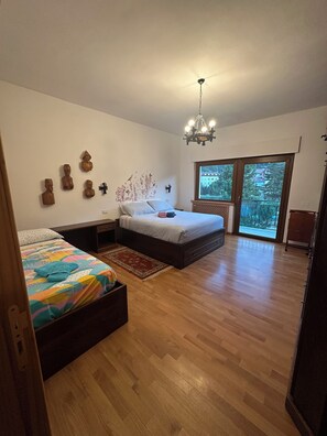 3 Schlafzimmer, Bügeleisen/Bügelbrett, kostenloses WLAN, Bettwäsche