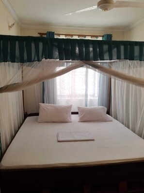 Familie appartement, uitzicht op stad | 1 slaapkamer, individueel gedecoreerd, individueel gemeubileerd