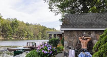 Private 37 Acre Lake Estate on 164 Acres - 11 BR