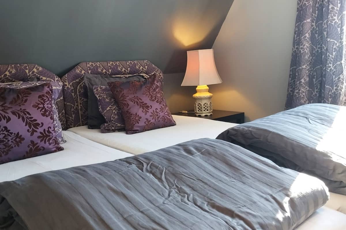 2 habitaciones, decoración personalizada, wifi gratis y ropa de cama