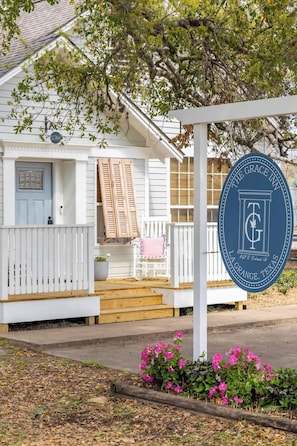 Exterior detail - Downtown LG | Stay by the Ice Plant | Sleeps 17 (La Grange)