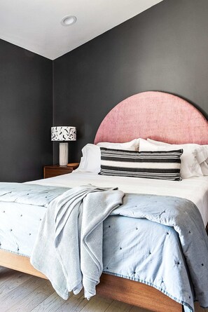 1 chambre, fer et planche à repasser, Wi-Fi, draps fournis