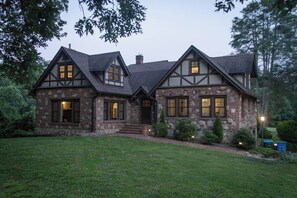 Exterior - Dog Friendly, Hot Tub & Fire Pit (Candler)