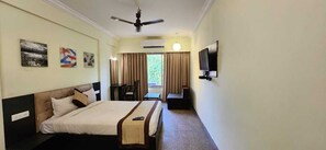 غرفة مزدوجة عادية | مكواة/لوح كي وواي فاي