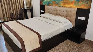 Iron/ironing board, WiFi